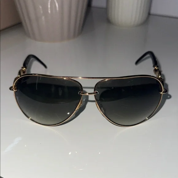 Gucci Gold and Black Chain Sunglasses